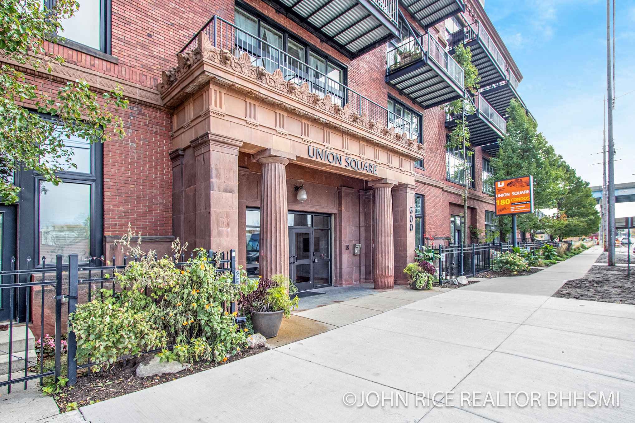 Union Square Condo For Sale Grand Rapids MI 49504